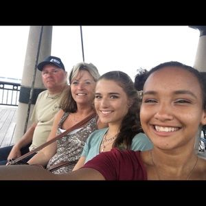 Meet your Posher, Kim